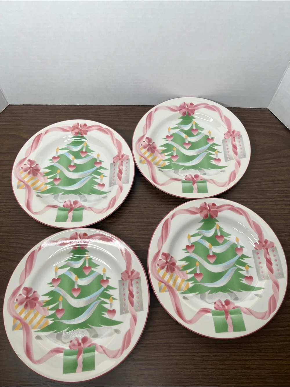 VTG 92 Sango Home For Christmas Salad/Dessert Plates